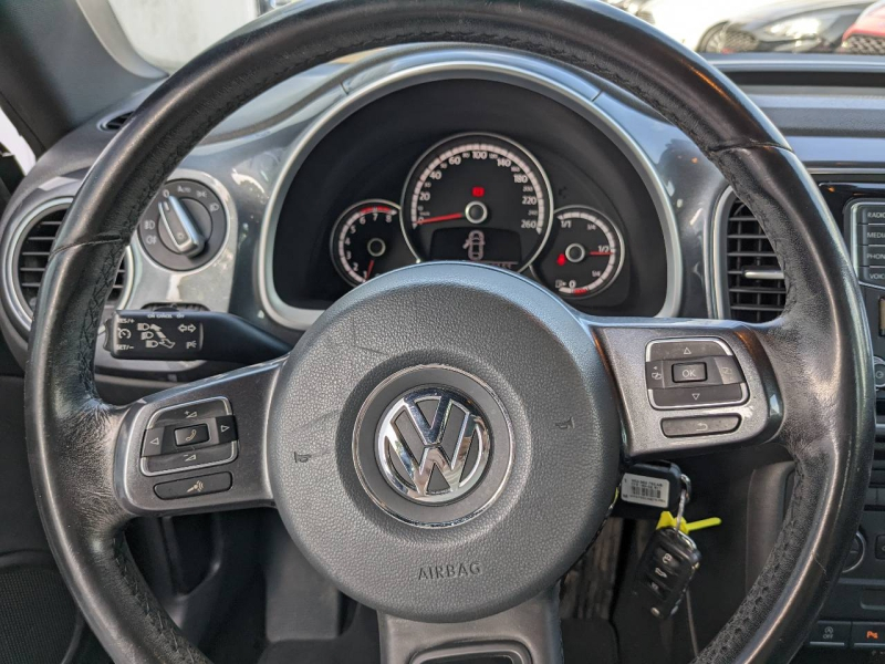 VOLKSWAGEN Coccinelle d’occasion à vendre à MARSEILLE chez AIX AUTOMOBILES (Photo 7)