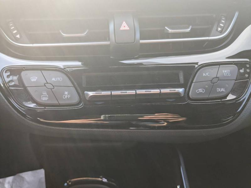 TOYOTA C-HR d’occasion à vendre à MARSEILLE chez AIX AUTOMOBILES (Photo 17)