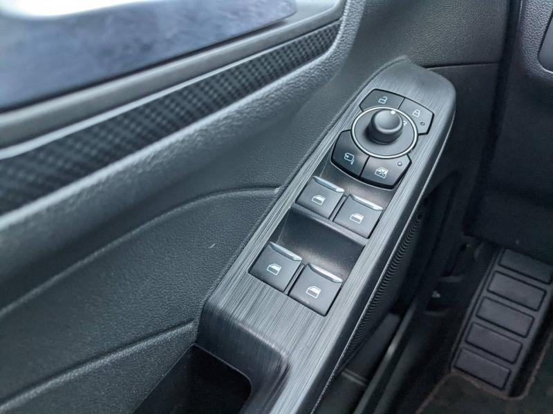 FORD Kuga d’occasion à vendre à MARSEILLE chez AIX AUTOMOBILES (Photo 17)