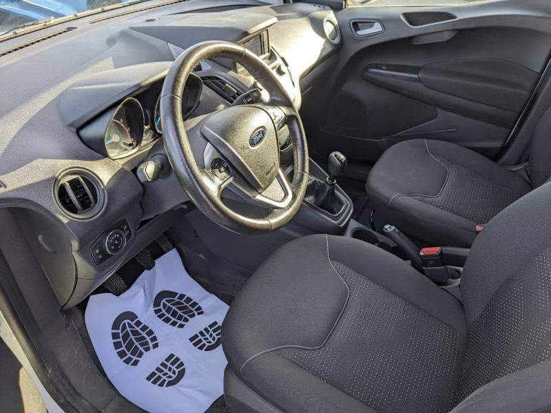 FORD Transit Courier VUL d’occasion à vendre à MARSEILLE chez AIX AUTOMOBILES (Photo 8)