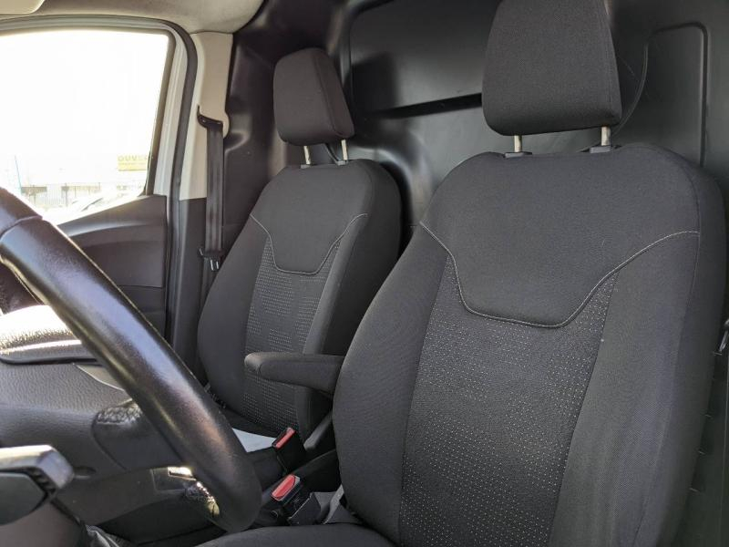 FORD Transit Courier VUL d’occasion à vendre à MARSEILLE chez AIX AUTOMOBILES (Photo 9)