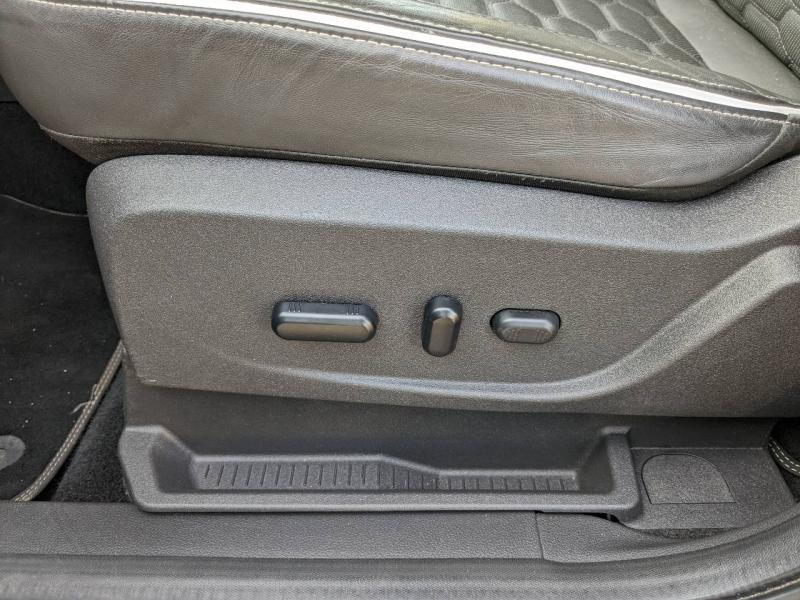 FORD Kuga d’occasion à vendre à MARSEILLE chez AIX AUTOMOBILES (Photo 19)